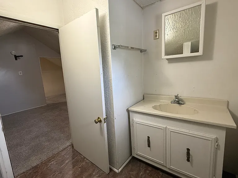 4216 Lloyd St #1 — Photo 6