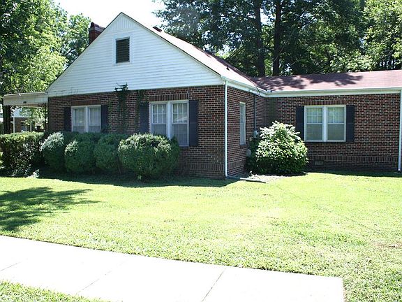 2nd image of 311 W Kingwood Dr