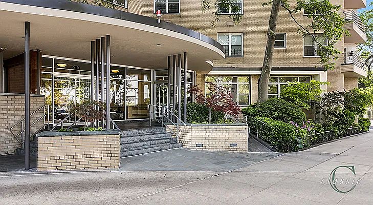 1st image of 200 E End Ave #3C