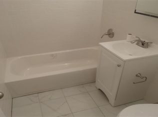 52 W 71st St APT 3A, New York, NY 10023