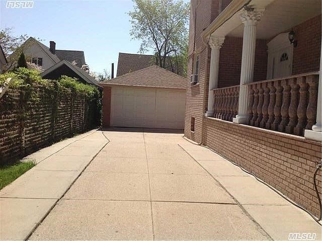 2nd image of 8558 112th St