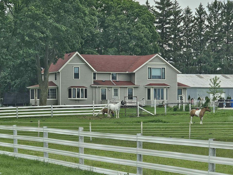 1st image of 3988 Windsor Rd