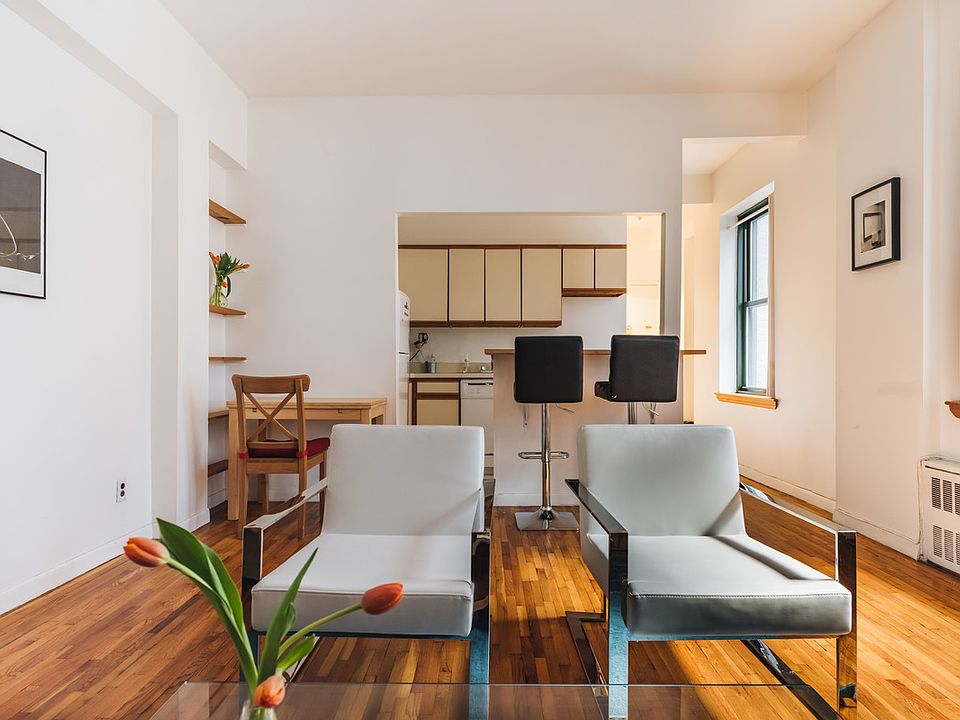 1st image of 15 E 11th St APT 6P