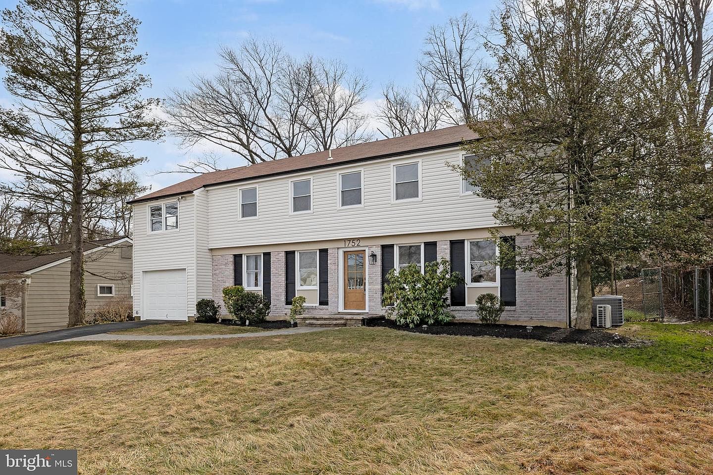 1752 Lark Ln, Cherry Hill, NJ 08003 | MLS #NJCD2112082 | Zillow