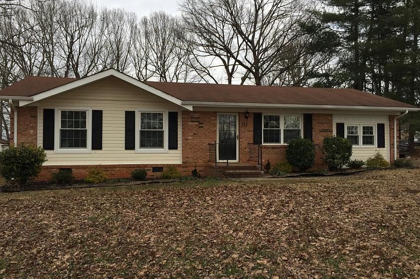 1st image of 213 Woodland Dr