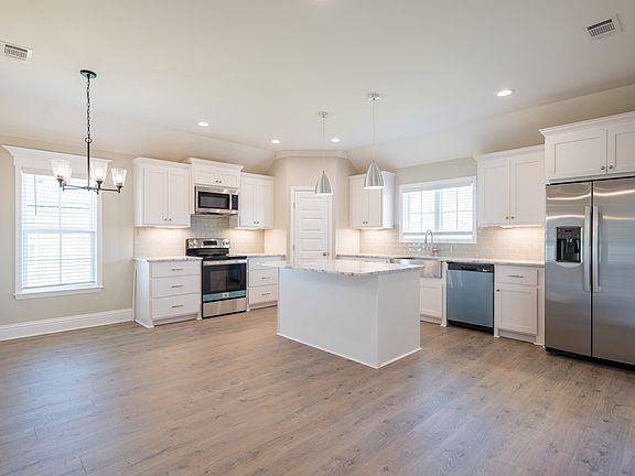 3rd image of 3988 Lu Ln