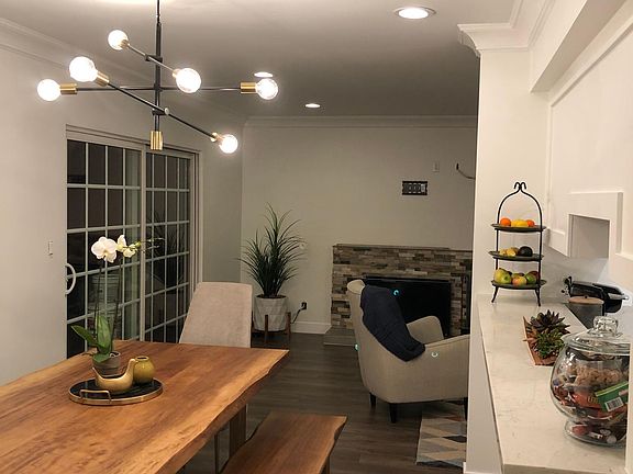 2nd image of 817 N Mantle Ln