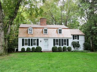 2 Sachem Rd, Weston, CT 06883