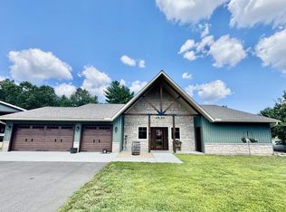 1923 Dakota Junction, Arkdale, WI 54613