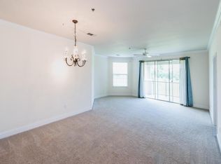 565 Rarity Bay Pkwy APT 203, Vonore, TN 37885