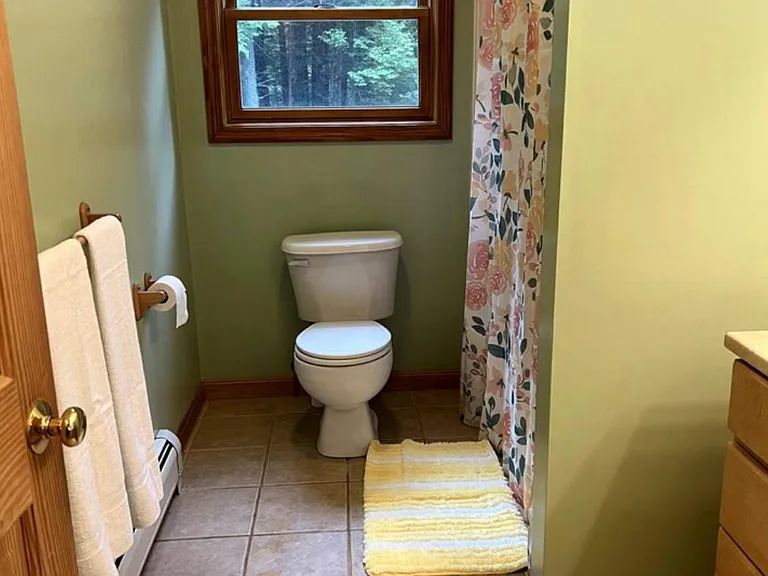 61 Westwood Dr #1 — Photo 4