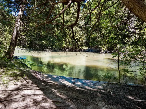 0 Betsie River Ct, Benzonia, MI 49616