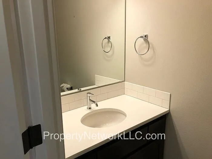 16821 Chula Vista Ave — Photo 11