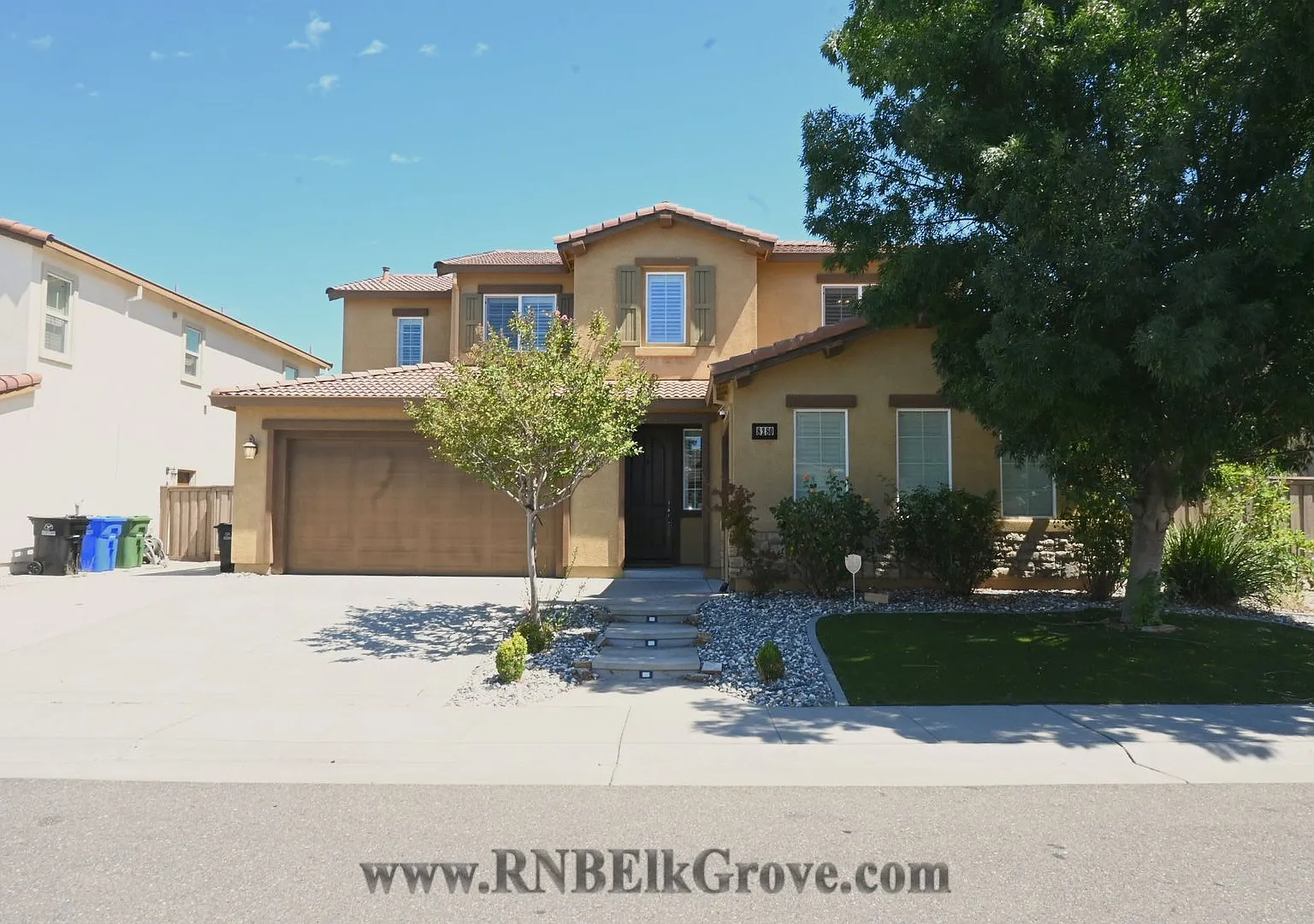 4 Bed/3.5 Bath Home in Elk Grove! - Resident Benefit Package Property — Photo 1