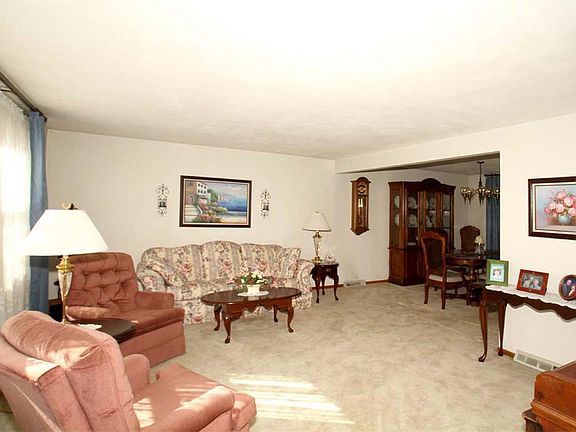 5th image of 3617 James Dr