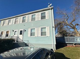 76 Lansing Pl, Bridgeport, CT 06606