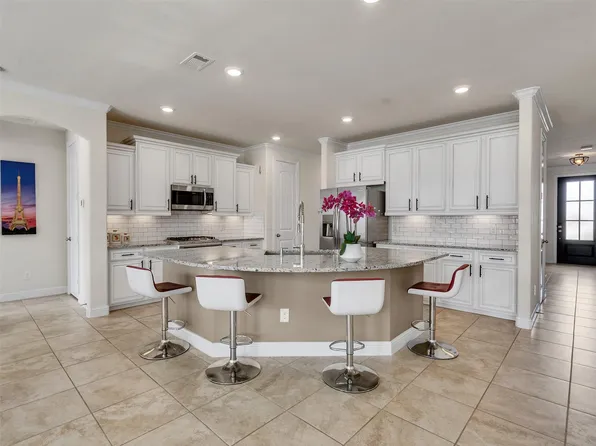 19115 Blooms Rise Dr, Tomball, TX 77377