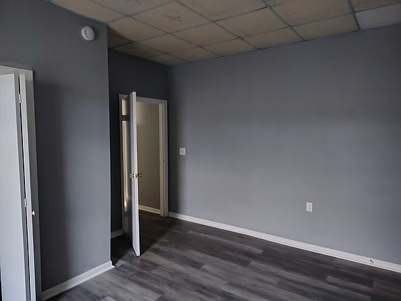 3rd image of 700 Park St APT 4