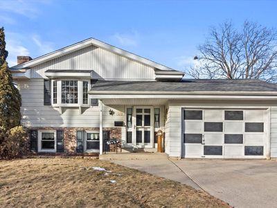 3210 East Denton AVENUE, Saint Francis, WI, 53235