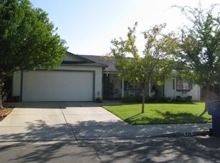 838 Morton Ave, Sanger, CA 93657