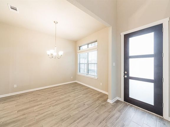 4th image of 29139 Autumn Brook Dr