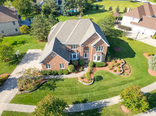 6719 Fieldstone Dr, Burr Ridge, IL 60527