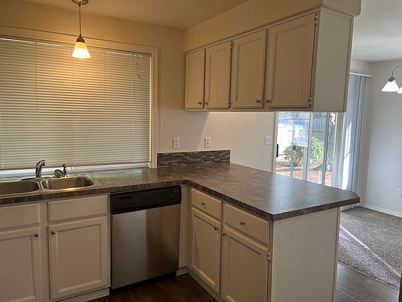 4th image of 7509 114th Street Ct E