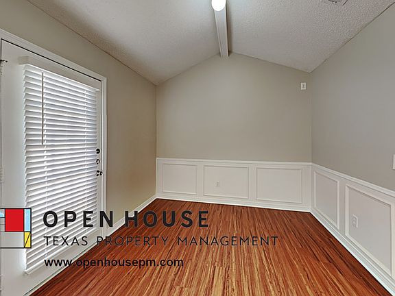 4th image of 2117 Bengal Ln