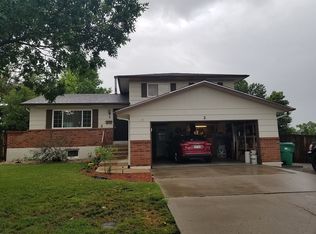 2 Armstrong Ln, Pueblo, CO 81001