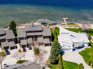 8 Beck Blvd #5, Penetanguishene, ON L9M 1C3