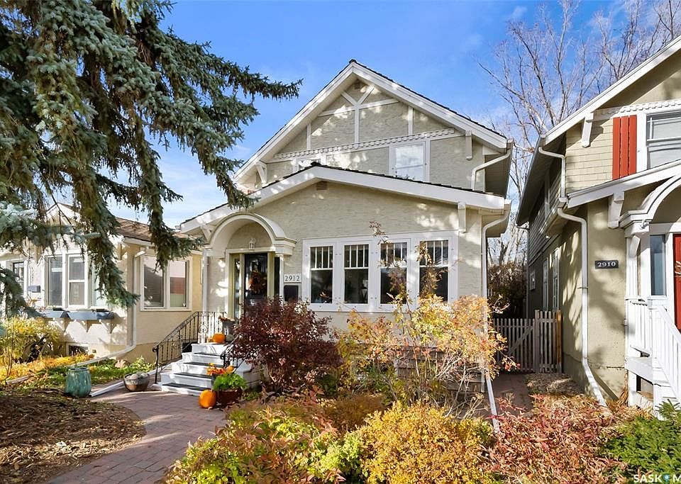 1st image of 2912 McCallum Ave