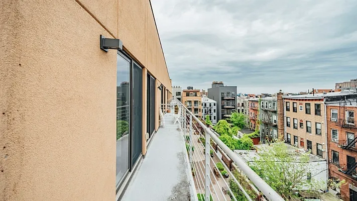 Rented by Nooklyn NYC LLC | media 27