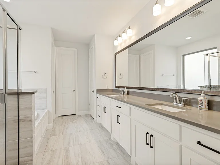 4241 Mill Pond Dr — Photo 10