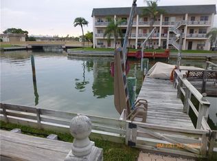 260 115th Ave, Treasure Island, FL 33706