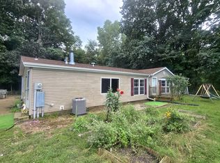 251 Millburg Dr, Benton Harbor, MI 49022