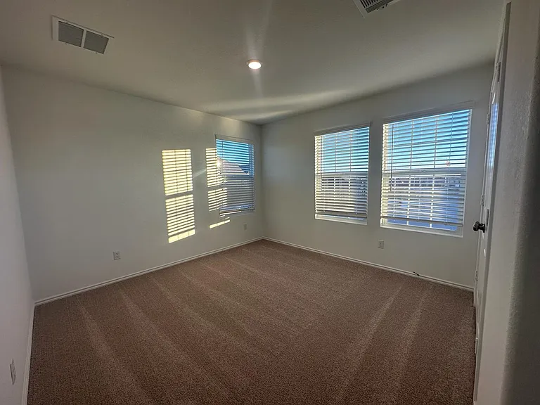 1018 Ascari Ct — Photo 28