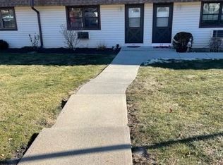 41 Homestead Ln #41, Brookfield, CT 06804