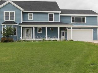 5148 Stonefield Dr, Traverse City, MI 49684