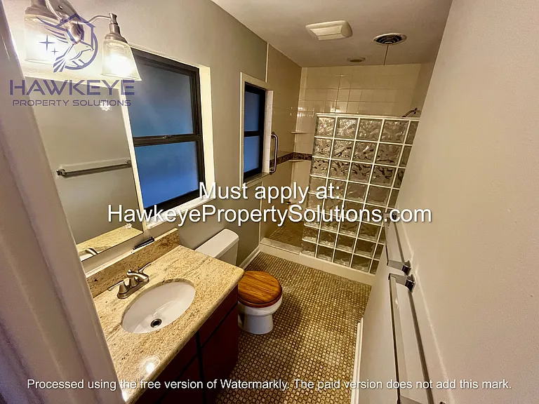 3205 Carleton Cir W — Photo 15