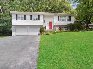 6 Cregan Pl, Monroe, NY 10950