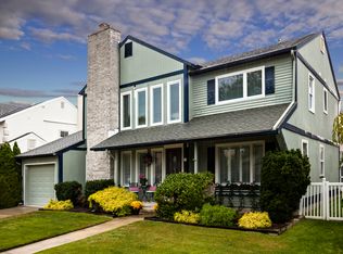 17 Harbour Ln, Margate, NJ 08402