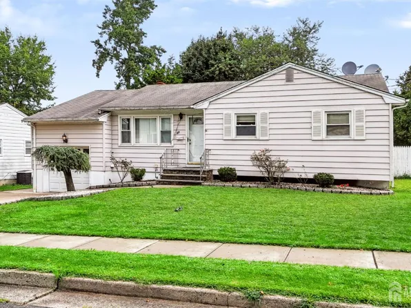 37 Caroline Dr, South River, NJ 08882