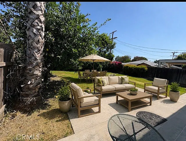 22451 Dolorosa St — Photo 3