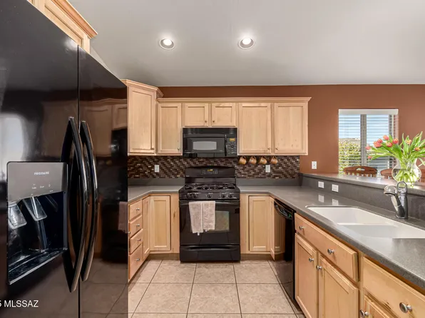 5372 W Mountain Pueblo Ln, Marana, AZ 85653