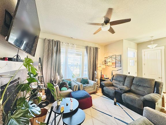 4th image of 4105 SE 69th Ave