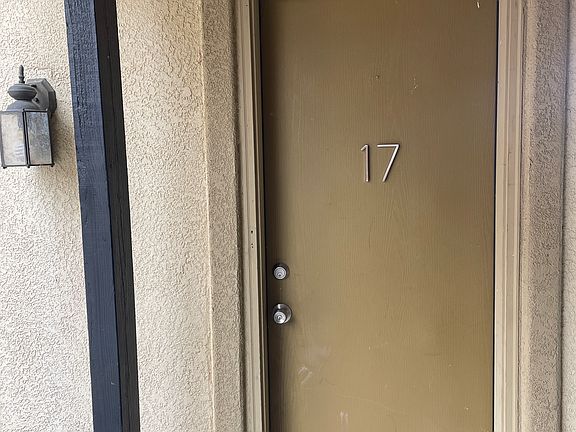 3rd image of 1619 Cherry Blossom Ln