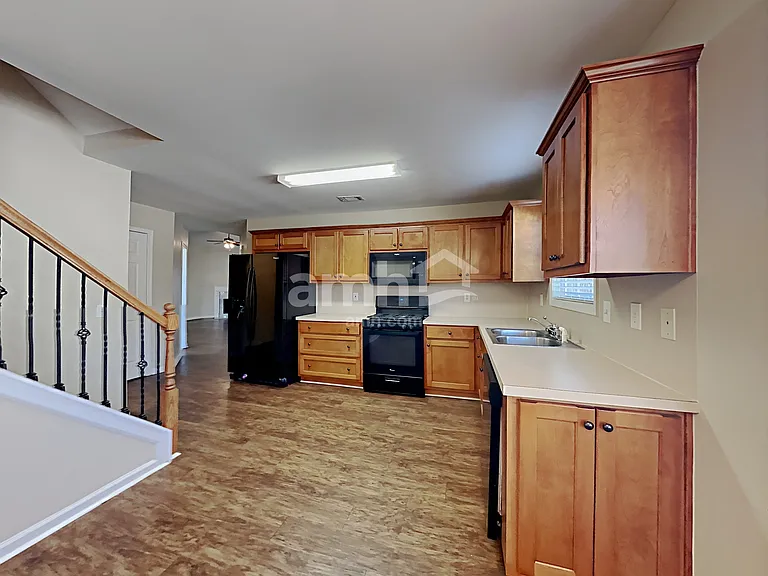 3815 Hawk Tail Dr — Photo 8