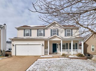 1520 Hawkins Corners Dr, Fenton, MO 63026