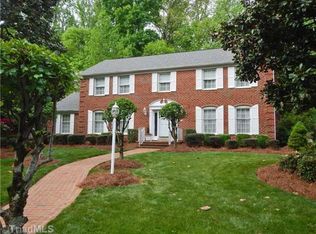 31 Kemp Rd E, Greensboro, NC 27410