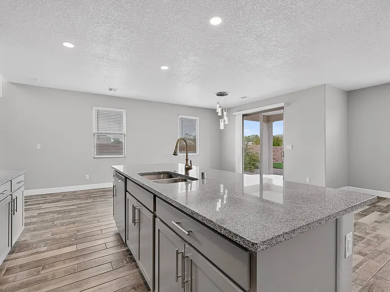 5603 Linq Ct NE — Photo 16